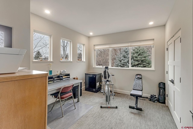 workout room with baseboards, carpet flooring, and recessed lighting