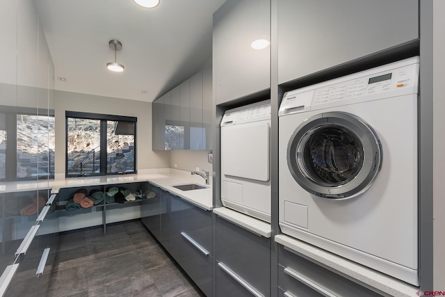 laundry room featuring laundry area and a sink