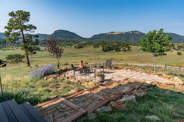 property view of mountains