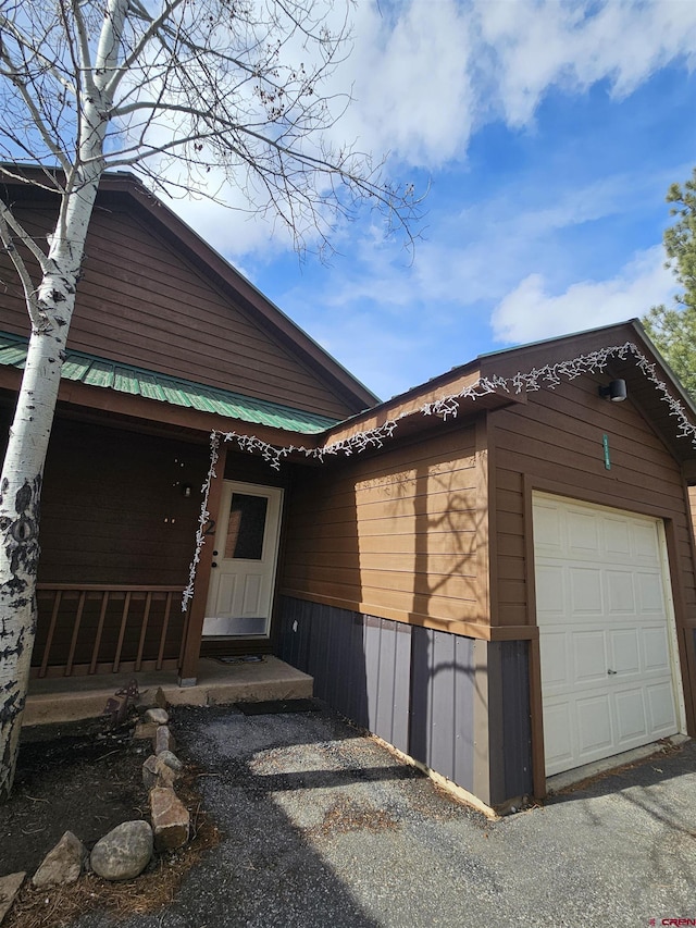 exterior space with a porch