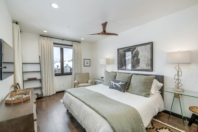 bedroom featuring recessed lighting, baseboards, wood finished floors, and ceiling fan