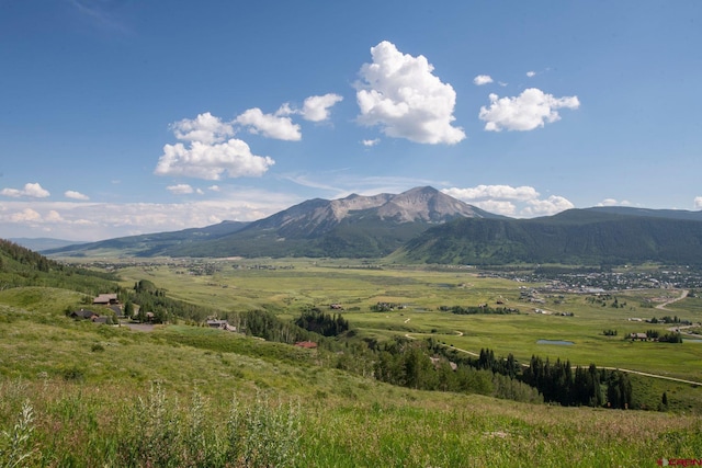 Listing photo 2 for 14 Summit Rd, Mount Crested Butte CO 81225