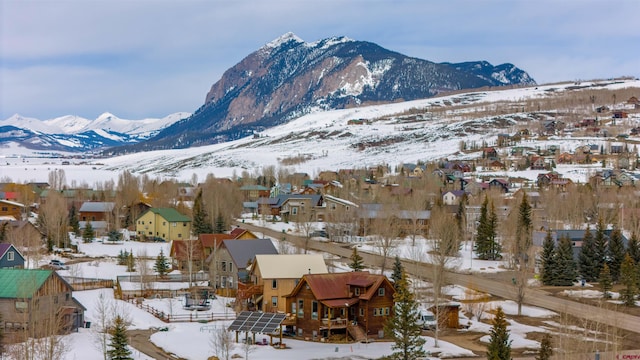 view of mountain feature featuring a residential view