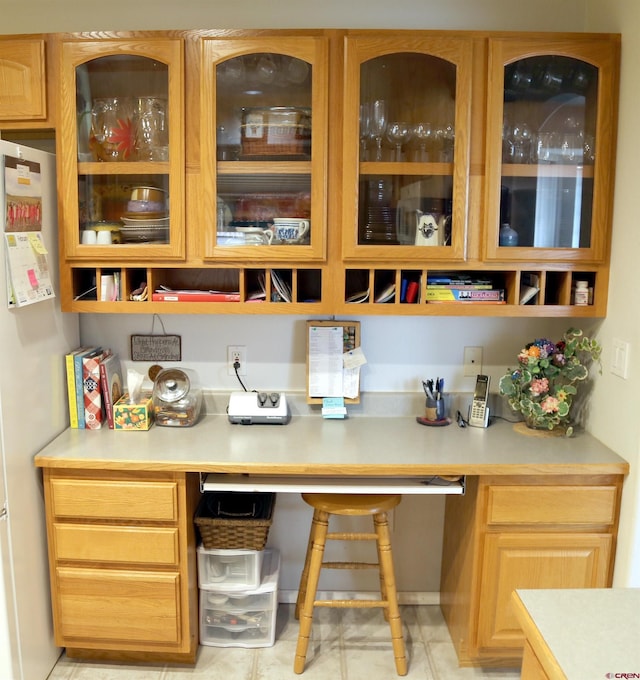 780 Cypresswood Ln, Delta, CO 81416 - bar area with built in desk