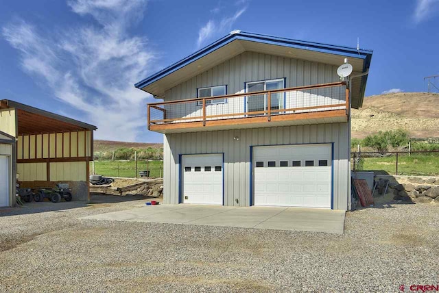 3575 E Rd, Palisade, CO 81526 - garage featuring driveway