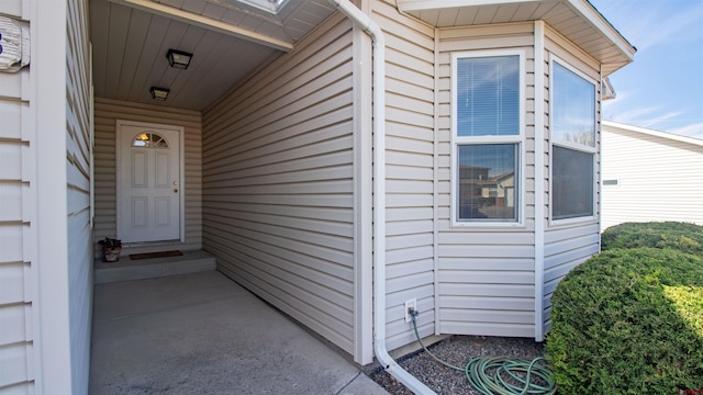 view of property entrance