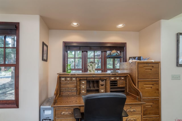 home office featuring recessed lighting