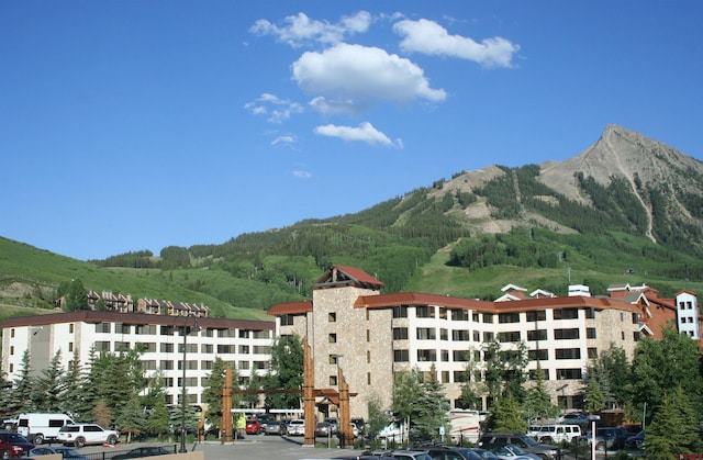 view of mountain backdrop