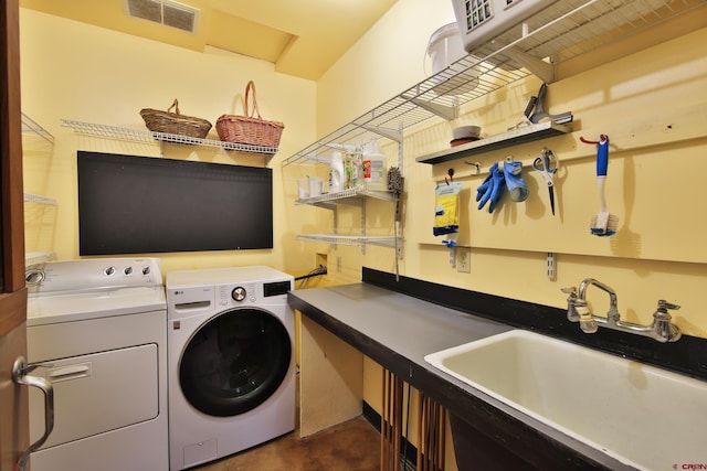 10491 54 7/10 Rd, Molina, CO 81646 - laundry room with independent washer and dryer