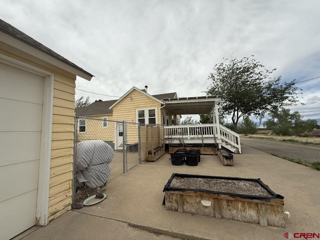 15556 D Rd, Delta, CO 81416 - view of patio with fence and a gate
