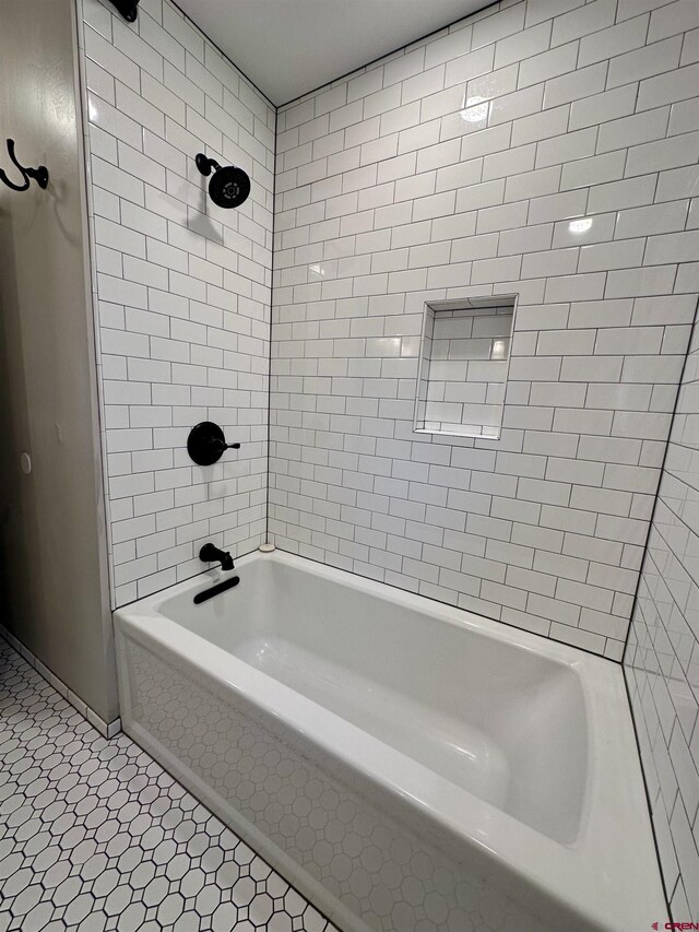 2375 W 2nd Ave, Durango, CO 81301 - full bath featuring shower / tub combination
