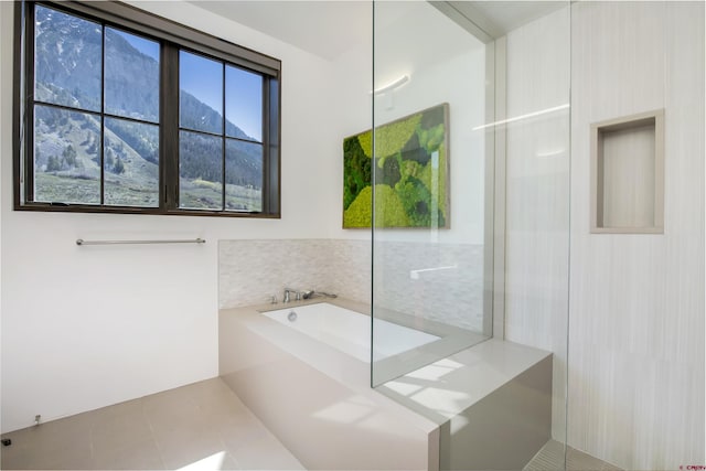 6 Moon Ridge Ln, Crested Butte, CO 81224 - full bath featuring a garden tub and a shower