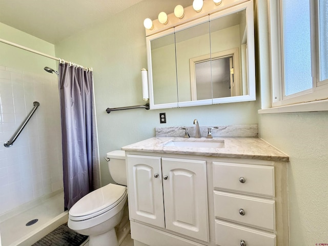 2020 Essex St, Montrose, CO 81401 - full bath featuring toilet, a tile shower, and vanity