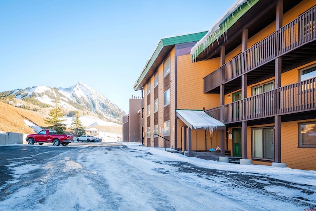 35 Emmons Rd Unit 11, Mount Crested Butte, CO 81225 - snow covered building with a mountain view