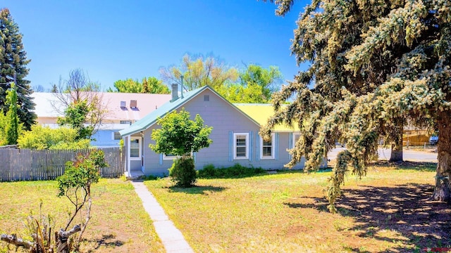 175 NW 4th St, Cedaredge, CO 81413 - view of front facade featuring a chimney