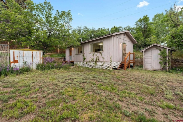 2224 Crestview Dr, Durango, CO 81301 - view of green lawn