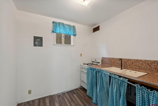 2224 Crestview Dr, Durango, CO 81301 - bathroom with a sink, wood finished floors, and backsplash