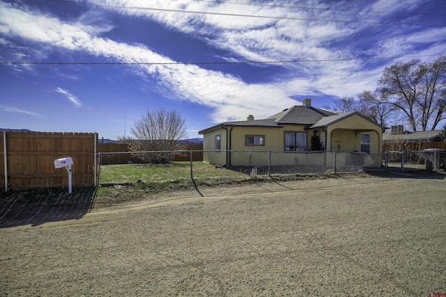 1132 Robinson Ave, Trinidad, CO 81082 - bungalow with stucco siding