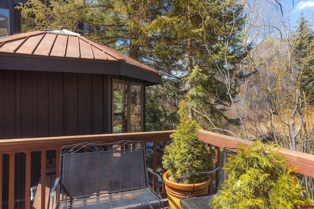 333 S Fir St Unit 101, Telluride, CO 81435 - wooden deck with outdoor dining area