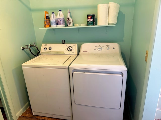 20114 Austin Rd, Austin, CO 81410 - laundry area with separate washer and dryer and baseboards