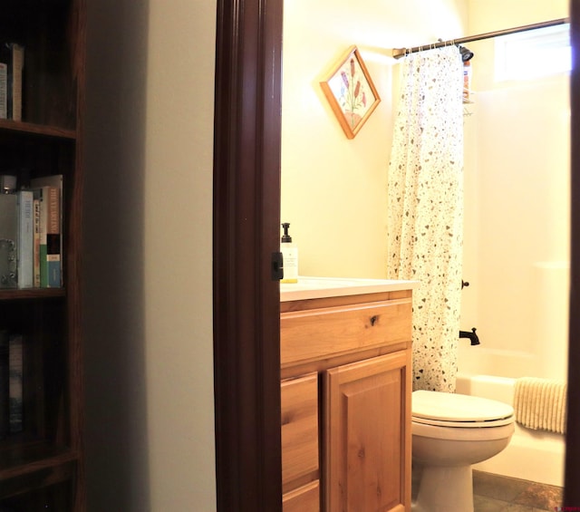 521 Alta Lakes Ave, Montrose, CO 81403 - bathroom with vanity and shower / bath combo