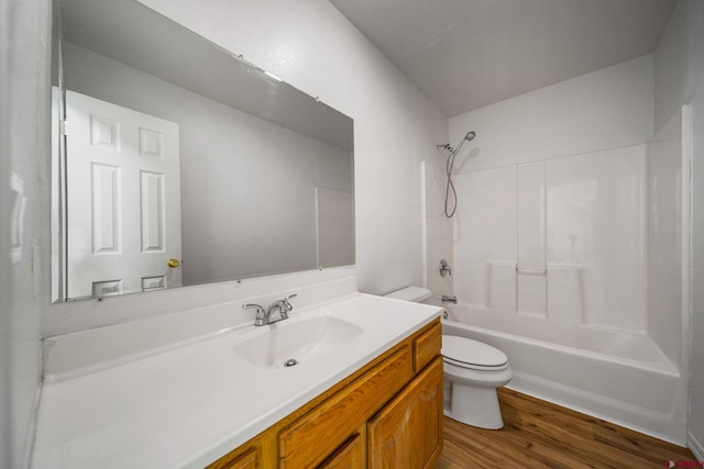 268 Forest Lakes Dr, Bayfield, CO 81122 - full bath with vanity, wood finished floors, and shower / washtub combination