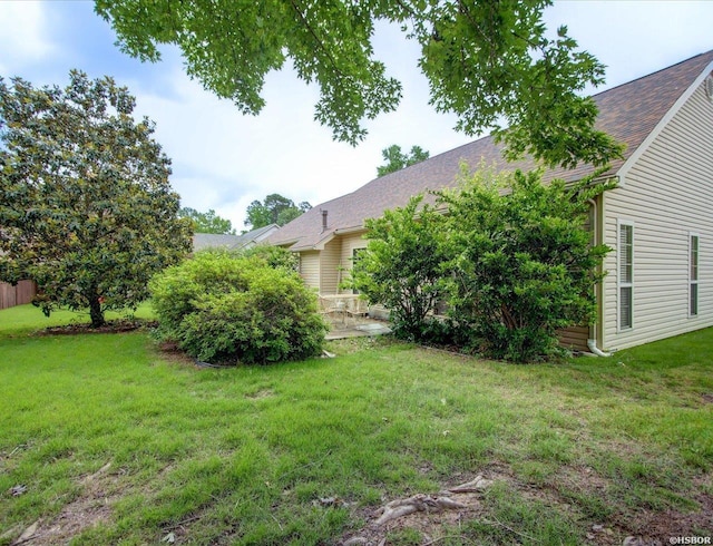 217 Paradise Pt, Hot Springs, AR 71913 - view of grassy yard with a patio