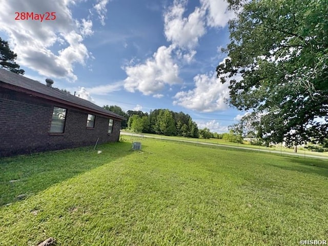 501 N Byrd St, Crossett, AR 71635 - view of green lawn