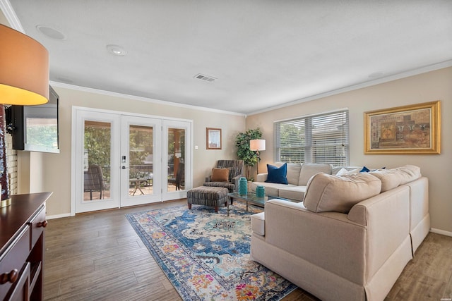 1201 Airport Rd Unit D-14, Hot Springs, AR 71913 - living area featuring ornamental molding, wood finished floors, and baseboards