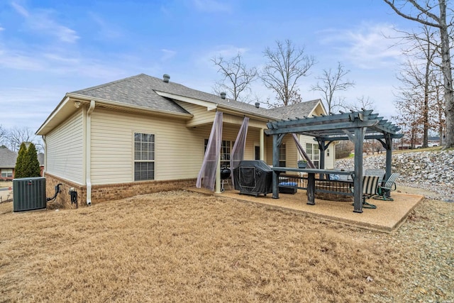 121 Wildwood Forest Rd, Hot Springs, AR 71913 - back of property with roof with shingles, a patio, central AC unit, brick siding, and a pergola