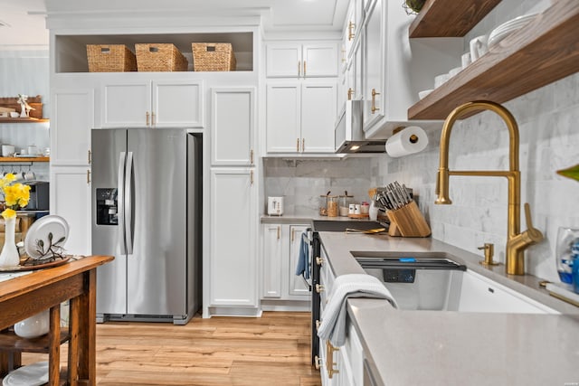 126 Chambers Pt Unit E, Hot Springs, AR 71913 - kitchen with white cabinetry, open shelves, and stainless steel fridge with ice dispenser