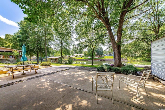 358 Buccaneer St, Hot Springs, AR 71913 - view of patio / terrace featuring a water view