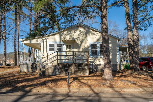 view of front of property with a porch