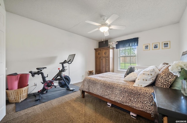 200 Cole Pl, Hot Springs, AR 71901 - bedroom featuring carpet, a textured ceiling, and ceiling fan
