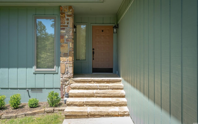 5 Arga Pl, Hot Springs, AR 71909 - view of exterior entry with crawl space