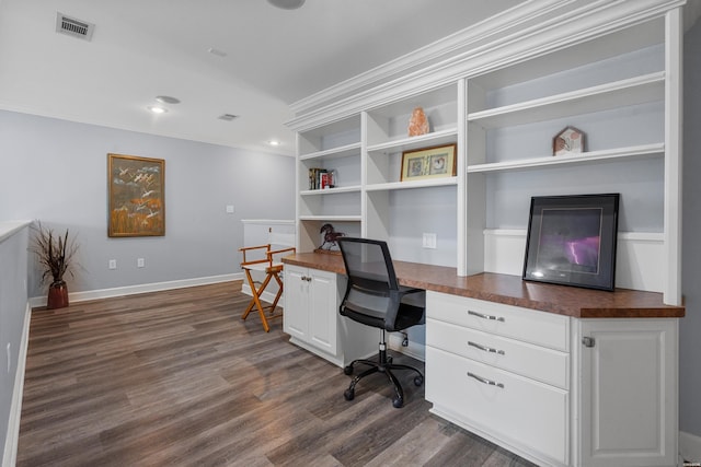 181 Fish Hatchery Rd Unit P2, Hot Springs, AR 71913 - home office with built in desk, dark wood-style floors, recessed lighting, and ornamental molding