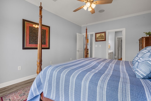 181 Fish Hatchery Rd Unit P2, Hot Springs, AR 71913 - bedroom with wood finished floors, ornamental molding, ensuite bath, and a ceiling fan