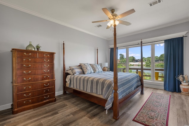 181 Fish Hatchery Rd Unit P2, Hot Springs, AR 71913 - bedroom featuring dark wood-style floors, ornamental molding, a water view, and a ceiling fan