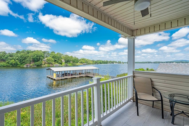 181 Fish Hatchery Rd Unit P2, Hot Springs, AR 71913 - balcony with a water view, ceiling fan, and a floating dock