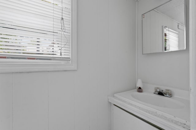 598 Timberlake Dr, Royal, AR 71968 - bathroom featuring vanity