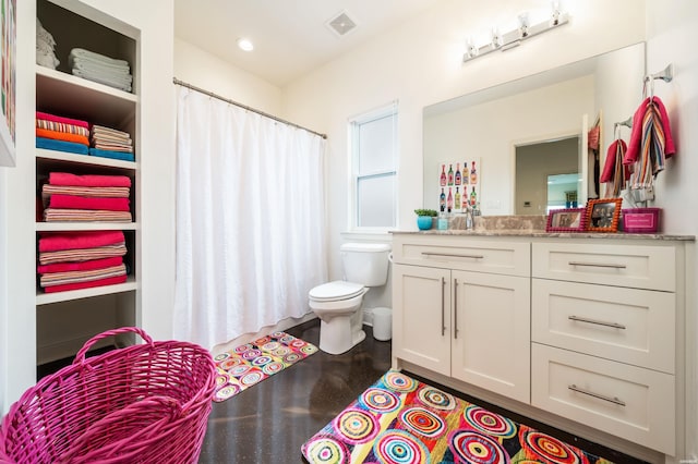 1129 Marion Anderson Rd, Hot Springs, AR 71913 - full bath with toilet, vanity, curtained shower, recessed lighting, and wood finished floors