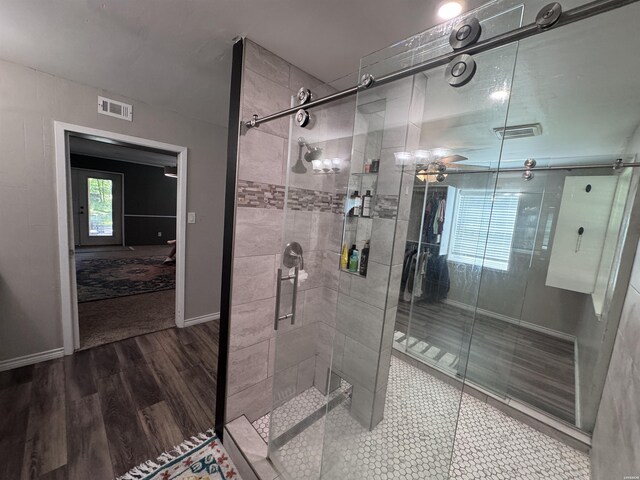 612 Independence, Hot Springs, AR 71913 - full bath with plenty of natural light, visible vents, and a stall shower