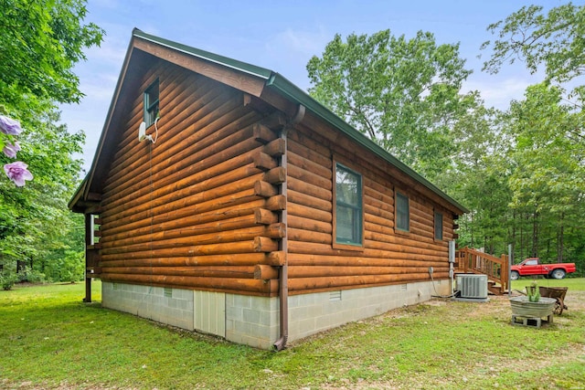 273 Alydar Trl, Hot Springs, AR 71901 - view of side of property featuring crawl space, a yard, and log siding