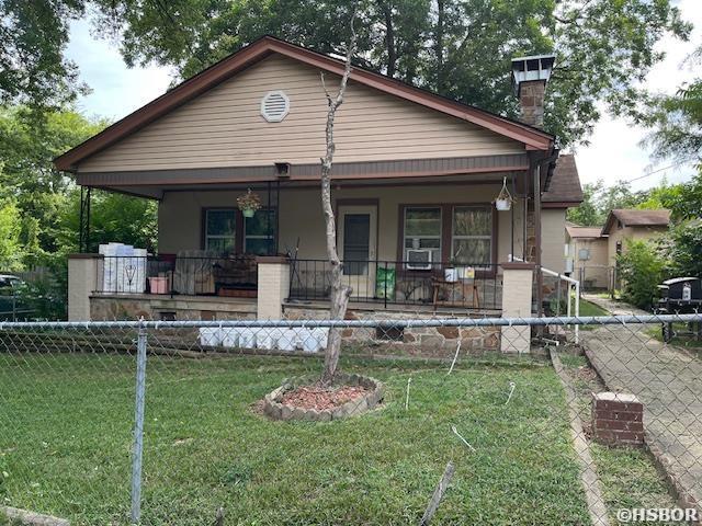 135 Mountain View St, Hot Springs, AR 71913 - photo 1