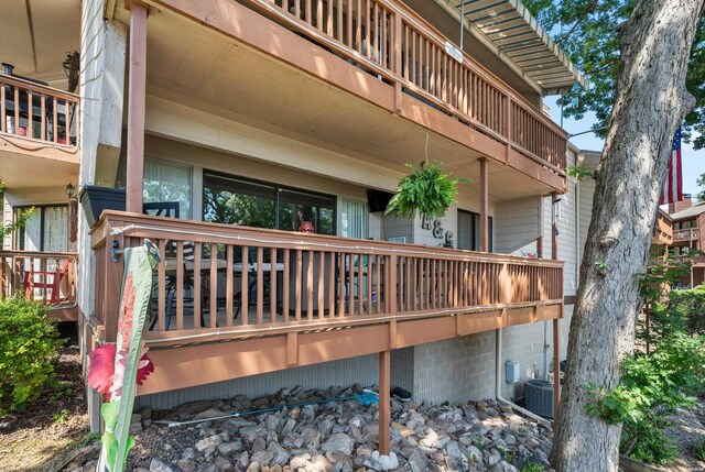 exterior space featuring a balcony