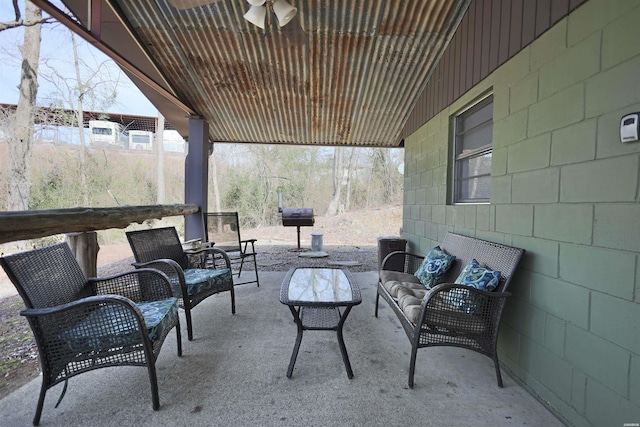 view of patio featuring outdoor lounge area