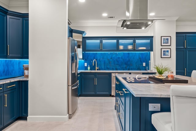 244 Bayou Pt Unit 401-B, Hot Springs, AR 71913 - kitchen featuring crown molding, blue cabinetry, stainless steel fridge, island range hood, and light countertops