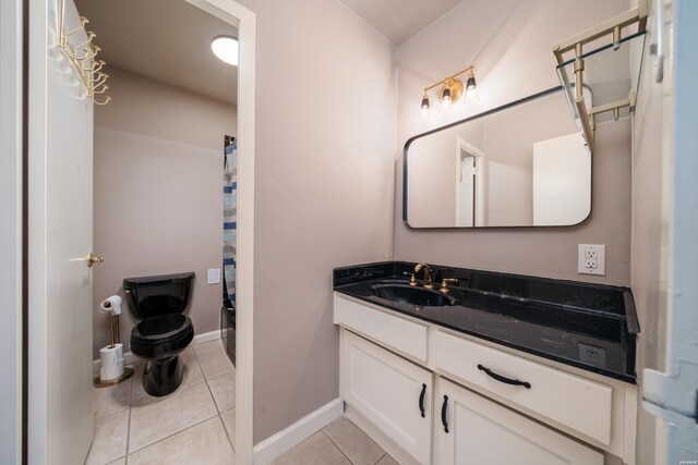 740 Weston Rd Unit 102, Hot Springs, AR 71913 - bathroom featuring toilet, shower / tub combo, baseboards, tile patterned flooring, and vanity