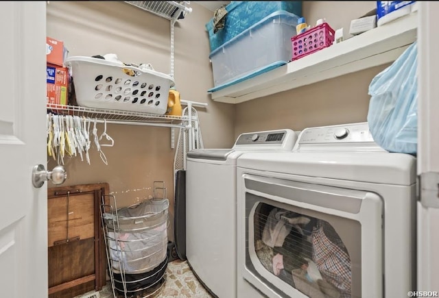136 Ami Jo Dr, Hot Springs, AR 71913 - clothes washing area featuring washing machine and dryer