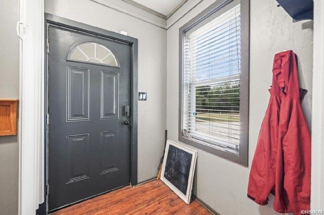 136 Ami Jo Dr, Hot Springs, AR 71913 - entrance foyer featuring wood finished floors and crown molding